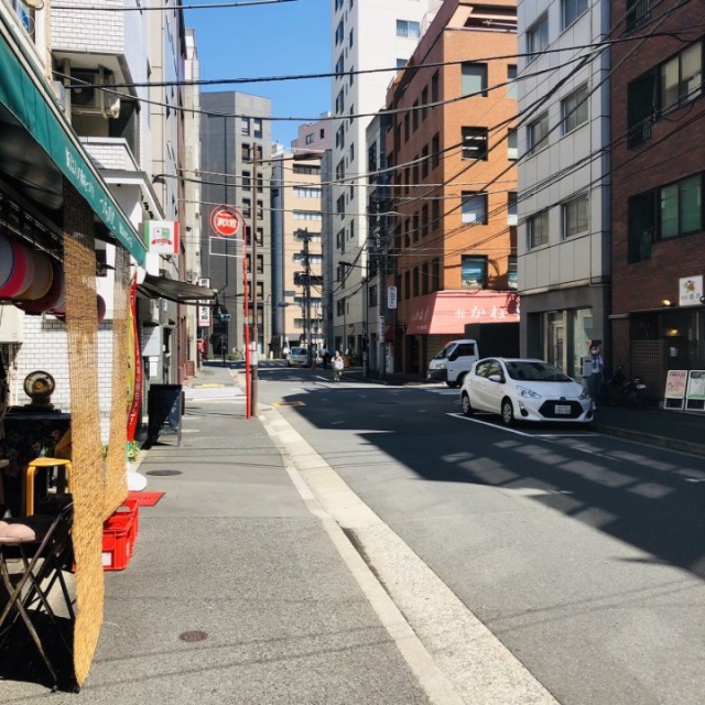 上田司町ビル ビル前面道路