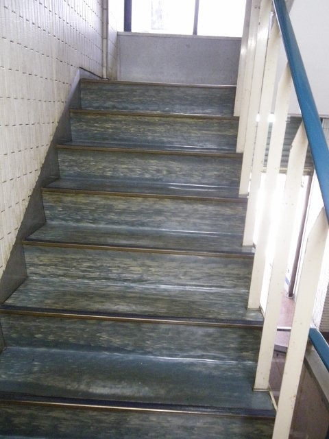 ナルミビル 画像