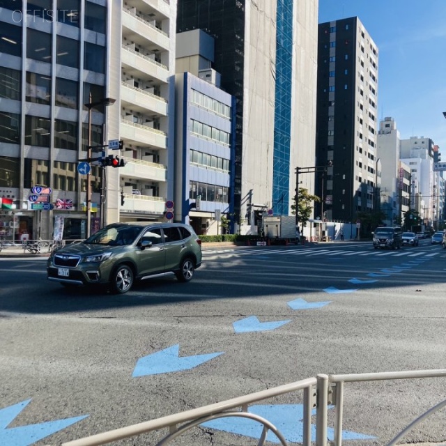 三井住友銀行浅草橋南ビル ビル前面道路 江戸通り