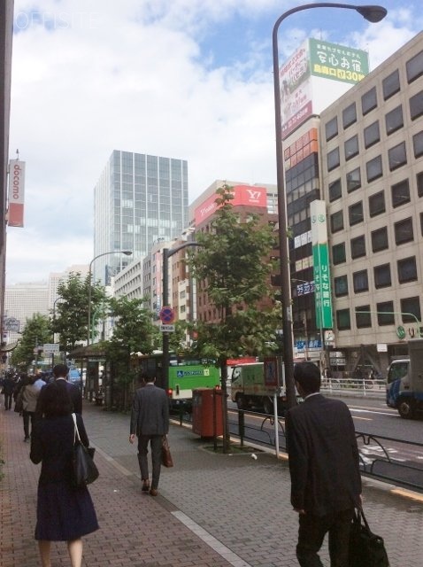 新橋アイマークビル ビル周辺道路