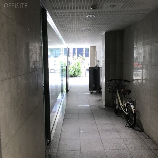桑野ビル エントランス