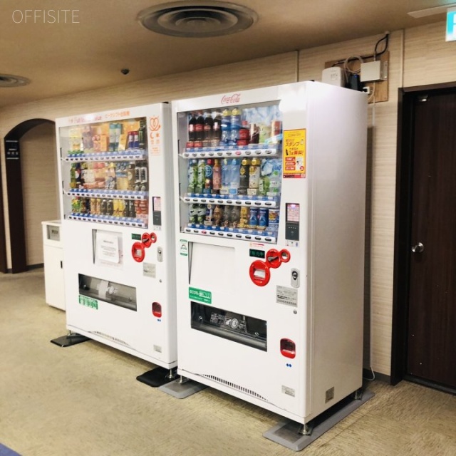 赤坂オフィスハイツ 自動販売機