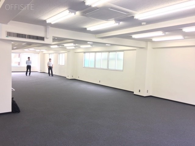 太田紙興新宿ビル 室内