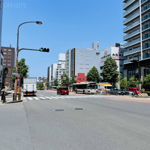 ナカトウ丸の内ビル 前面の大津通