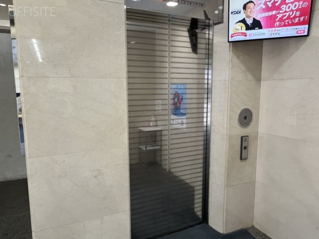 日新町田ビル　エントランス
