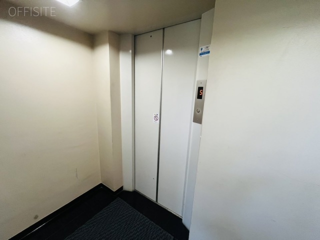 神宮前太田ビル エントランス