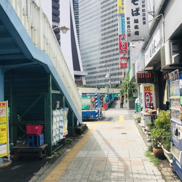 平田ビル ビル前面道路