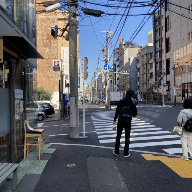 オーワビル 前面歩道