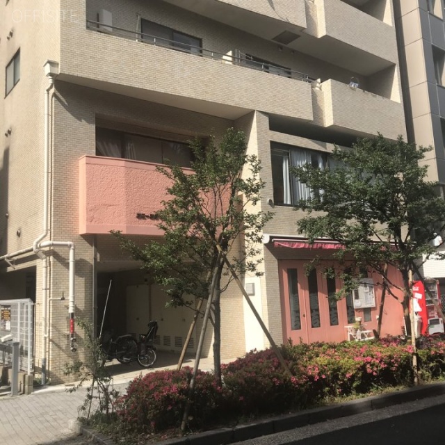 サニーシティ新宿御苑ビル 外観