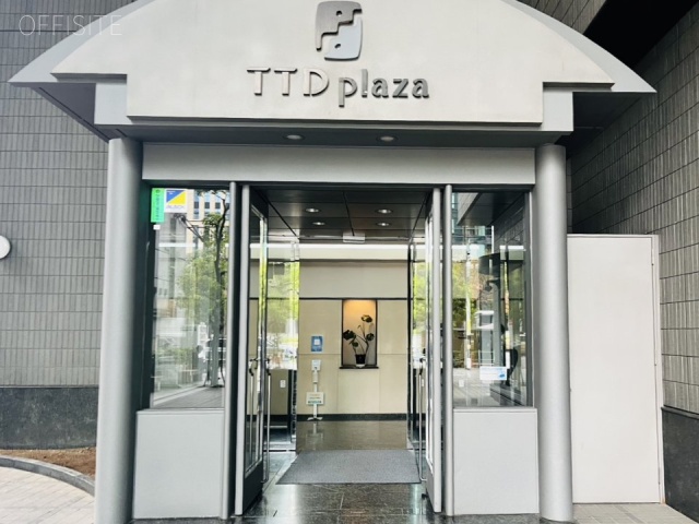 TTDビル エントランス(入口)