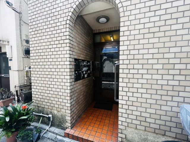 Kビル　エントランス
