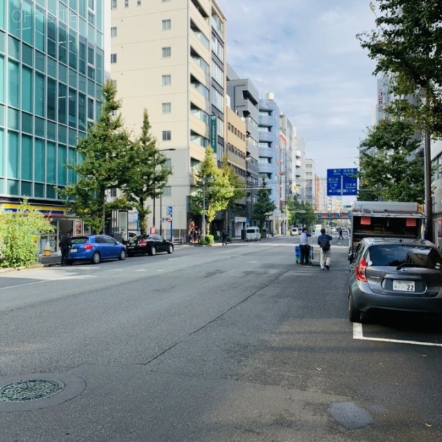 神田FKビル ビル前面道路