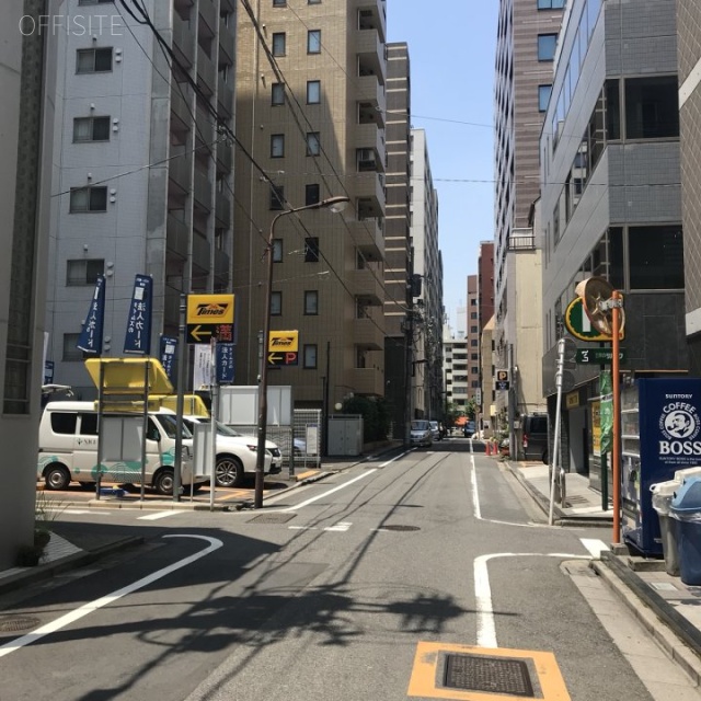 ムサシビル ビル前面道路
