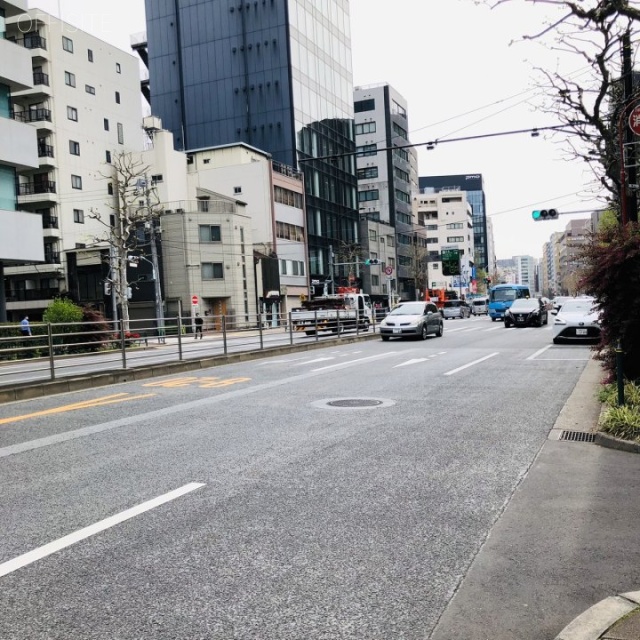 八丁堀NFビル 前面道路