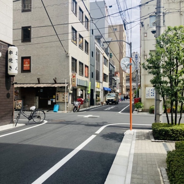 大熊ビル 前面道路