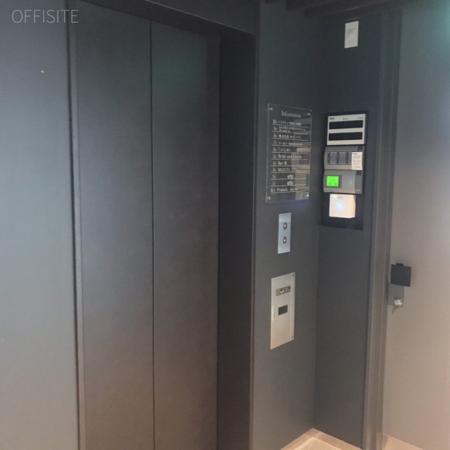 ミナミアオヤマ エムアンドエムビル エレベーター