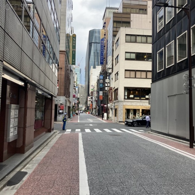 銀座アステルビル ビル前面道路