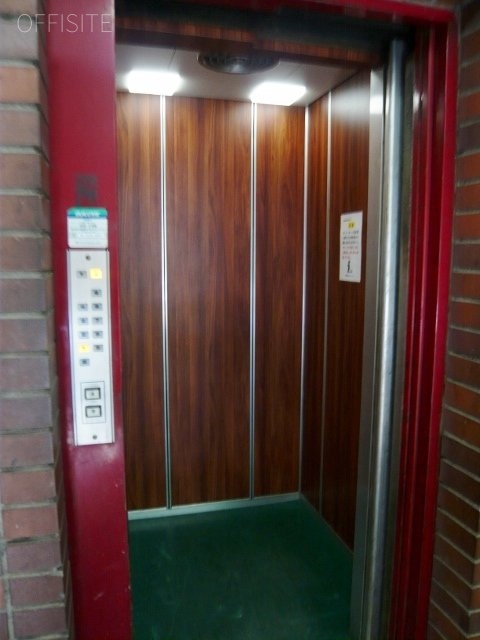 日本橋永信ビル エレベーター