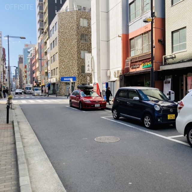 戸羽ビル　前面道路