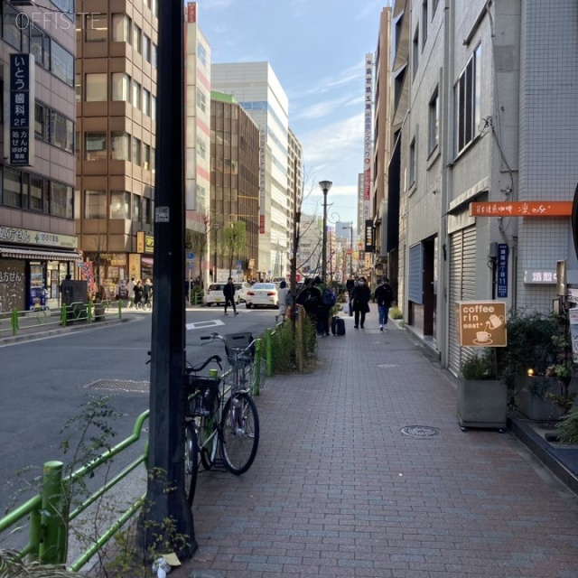 ウィンド銀座ビル ビル前面道路