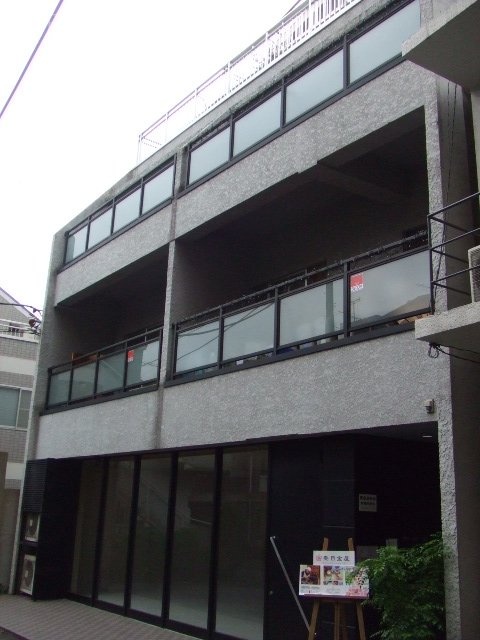 神宮前3丁目ビル　外観