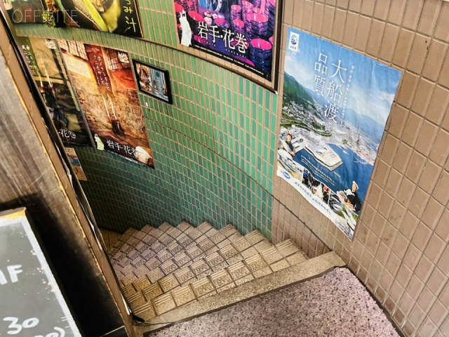 ニュー徳栄ビル　エントランス