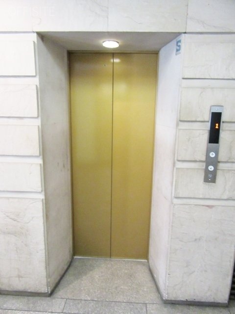 赤坂鳳月堂本店ビル 画像