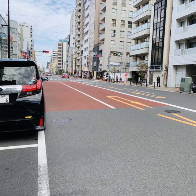 藤田ビル ビル前面道路