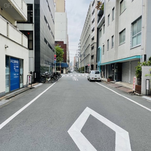 中銀第2八丁堀マンション ビル前面道路