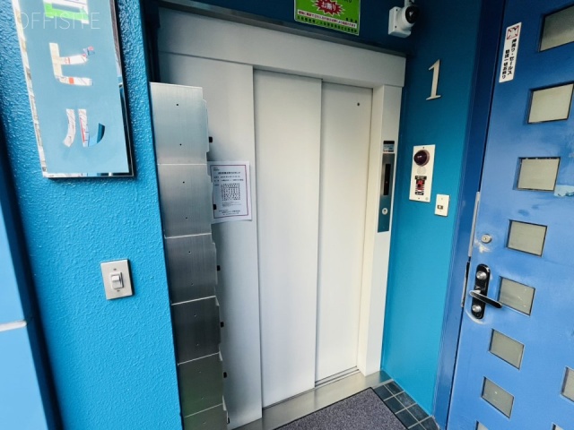 布目ビル　エントランス