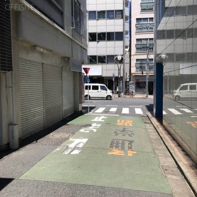 第2中村ビル ビル前面道路