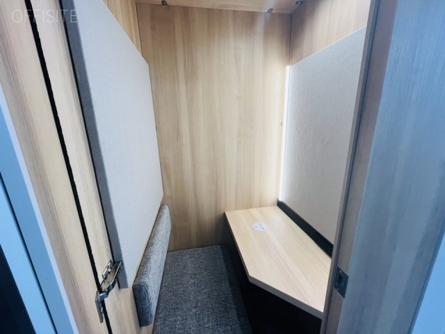 Biz Feel Kyobashi　内装
