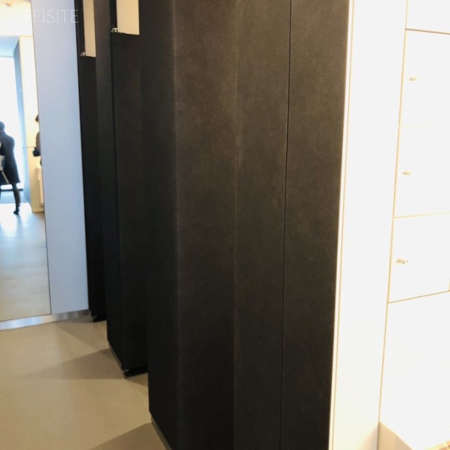 銀泉西新橋ビル　トイレ