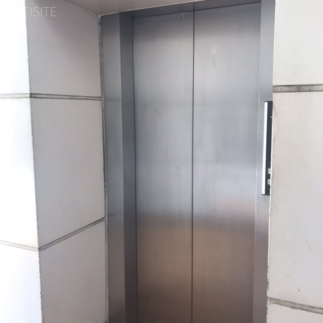 八重洲駅前合同ビル エレベーター