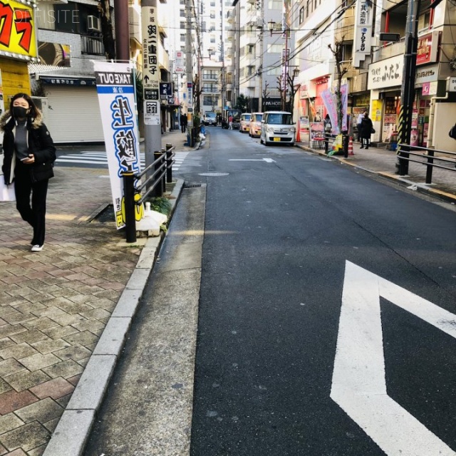 日暮里SKビル ビル前面道路