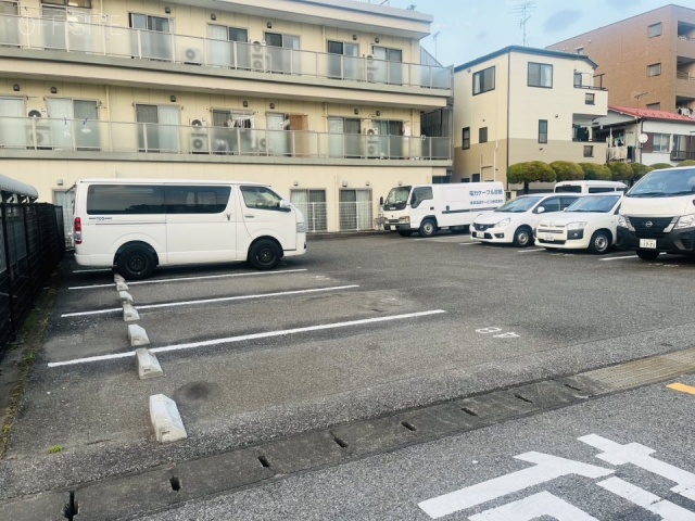 Jプロ町屋ビル　駐車場