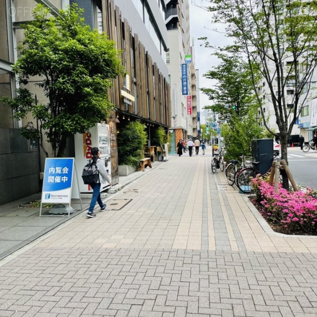 日本橋BSビル ビル前面道路