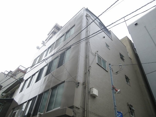 安藤ビル 画像