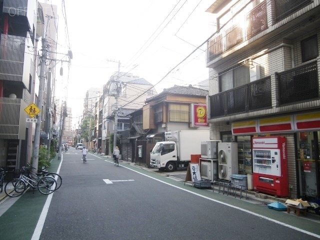 クレストホーム根津ビル IMGP6502 (640x480).jpg