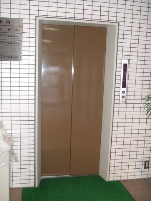岡本ビル 画像