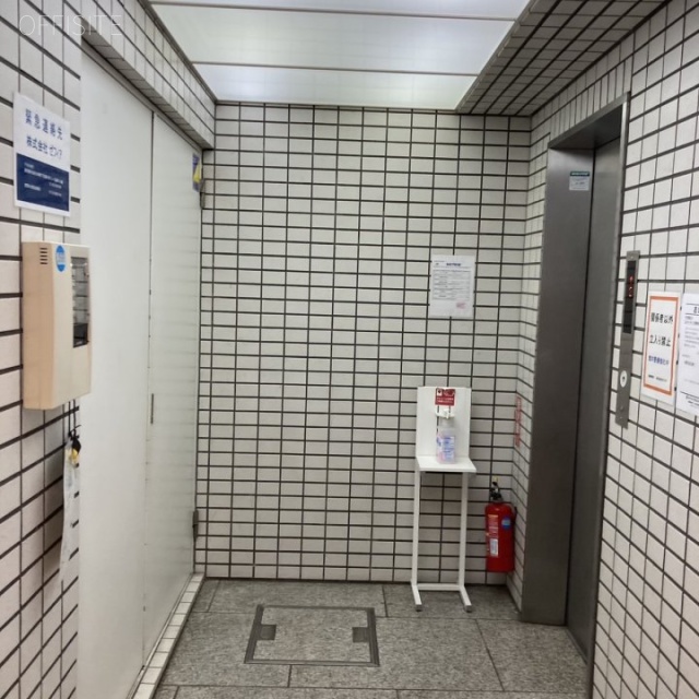 千代田ビル エントランス