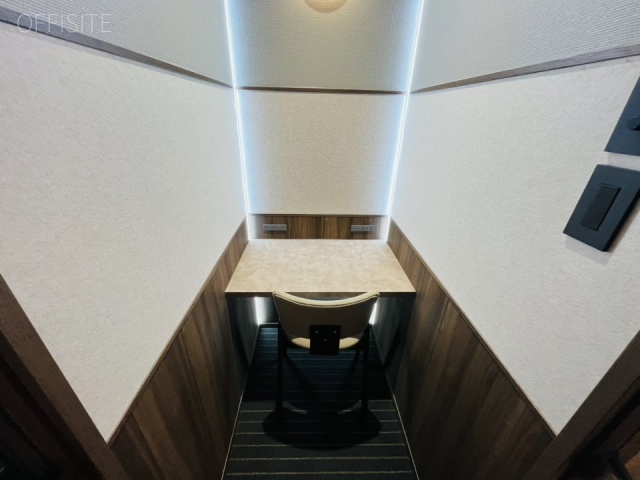 NOW/HERE新宿四谷 エントランス