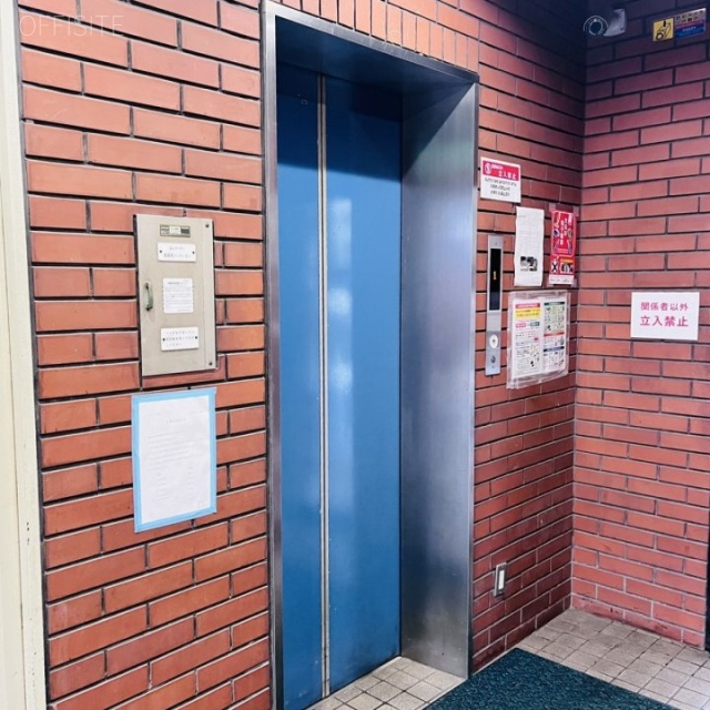 山口ビル(新館) エントランス