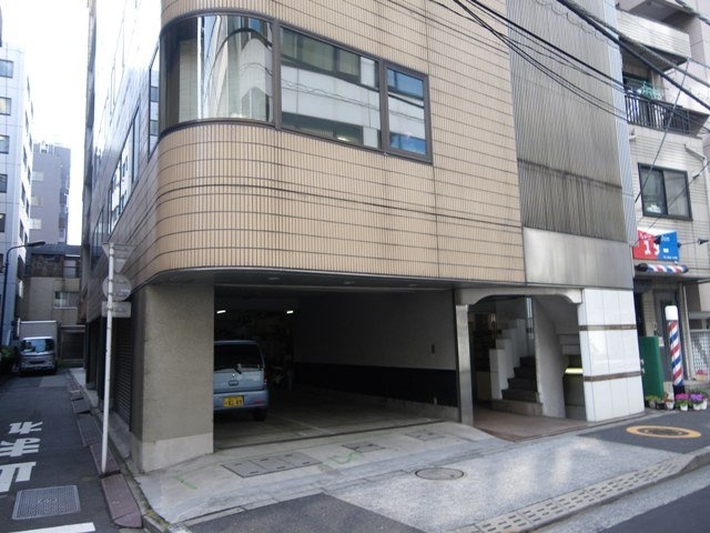 第3FKビル 1階部分