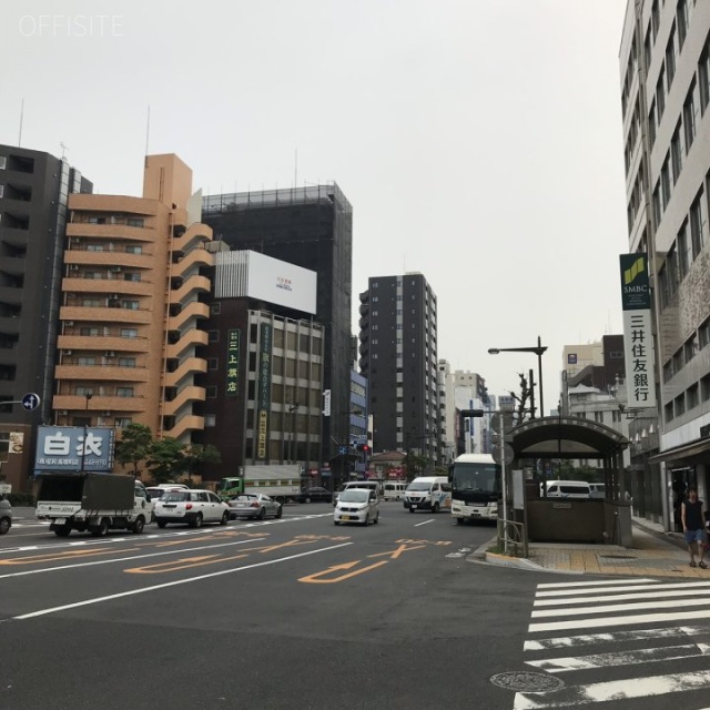 レジディア日本橋馬喰町Ⅱ ビル前面道路