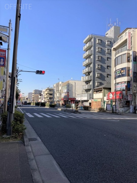 戸井田ビル ビル前面道路