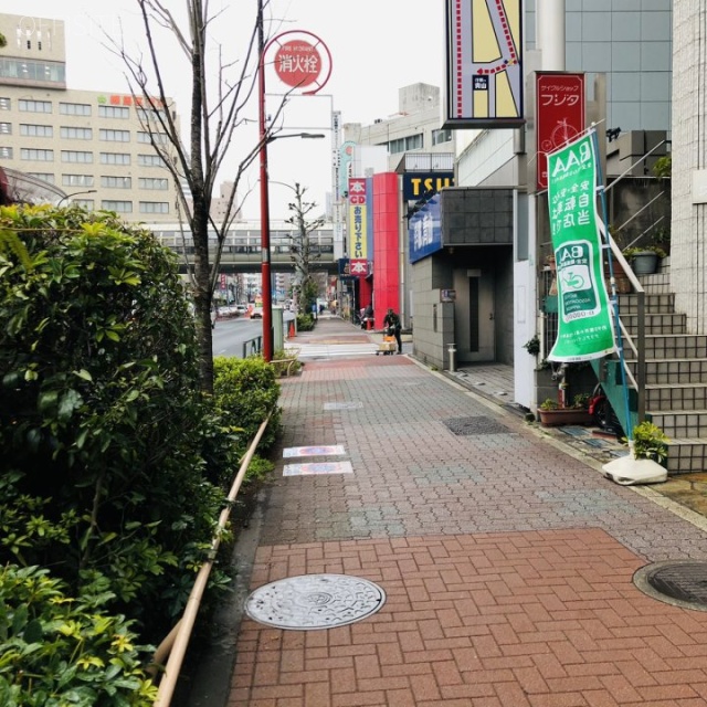 井門練馬ビル ビル前面道路