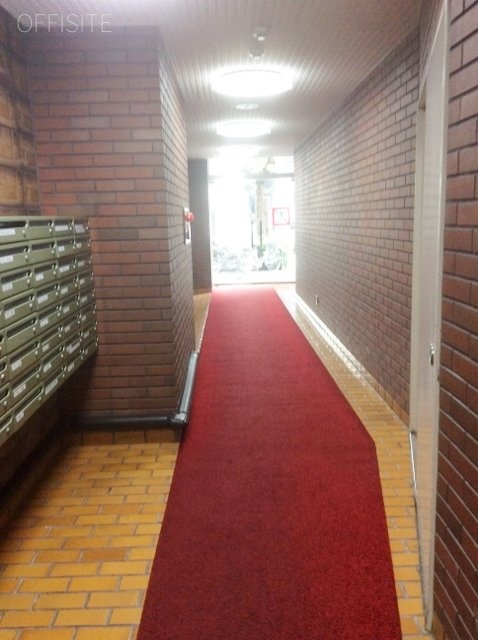 新宿石井ビル エントランスホール