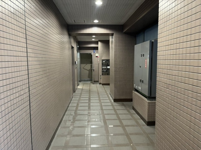 センチュリー三田ビル エントランス