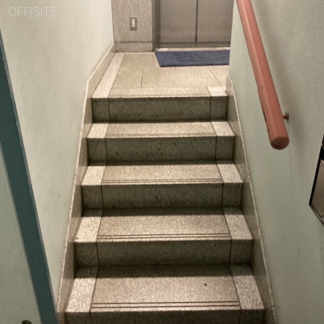 アネックス2 エントランス